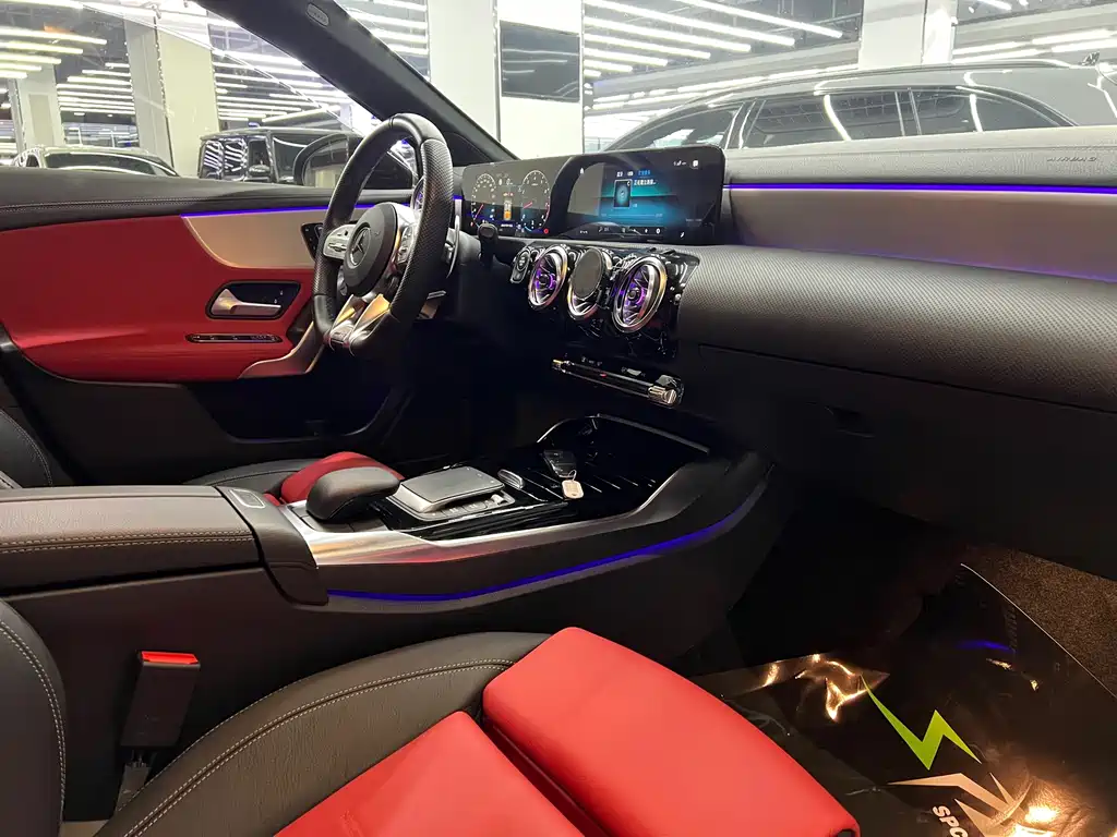Mercedes-Benz A-Class AMG 2023 — фото 11