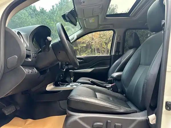 Nissan Terra 2018