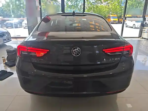 Buick Regal 2019