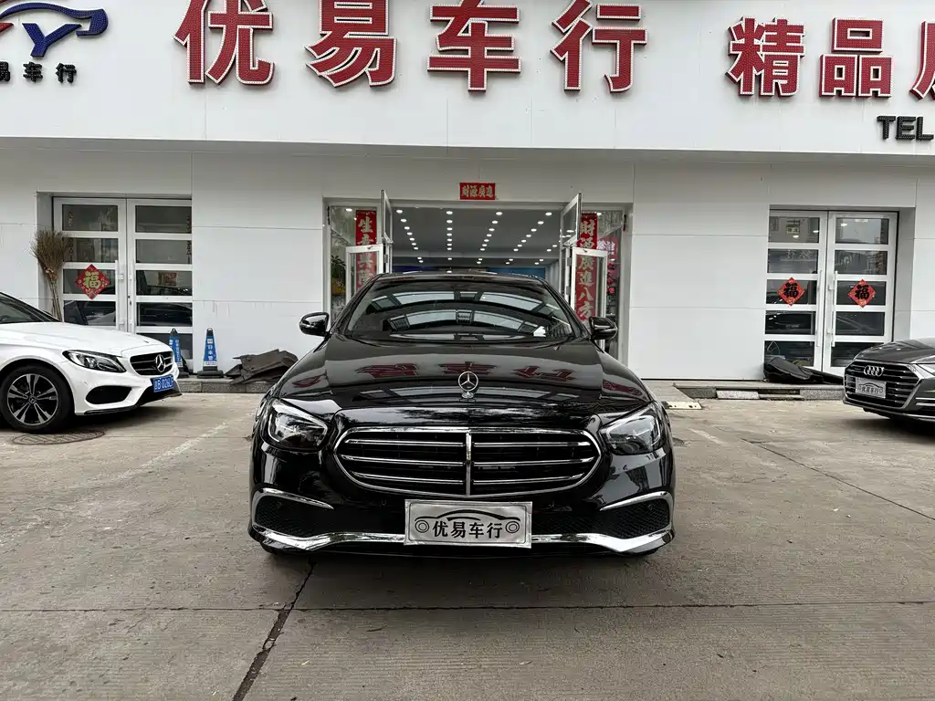Mercedes-Benz E-Class 2023 — фото 2