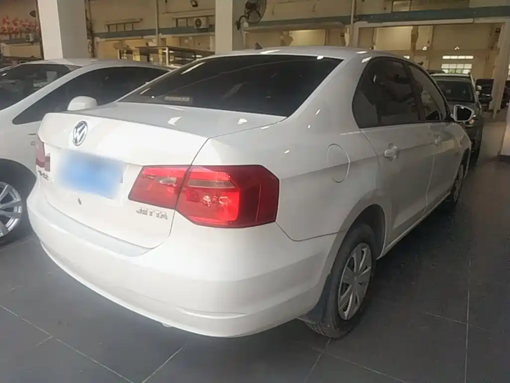 Volkswagen Jetta 2015