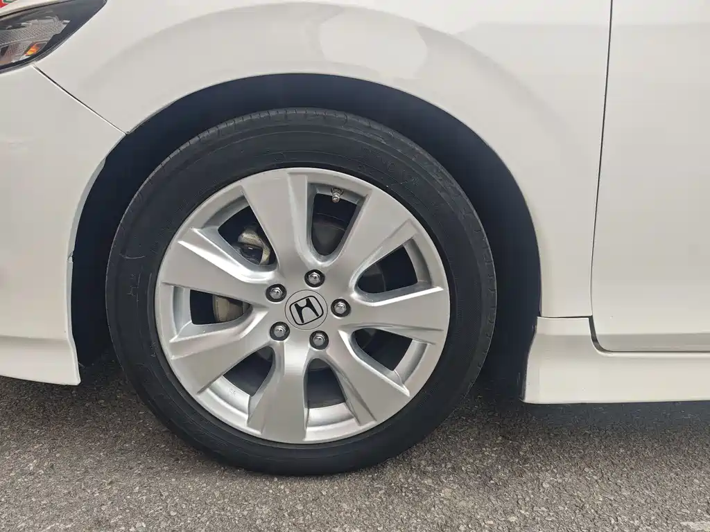Honda Jade 2015 — фото 22