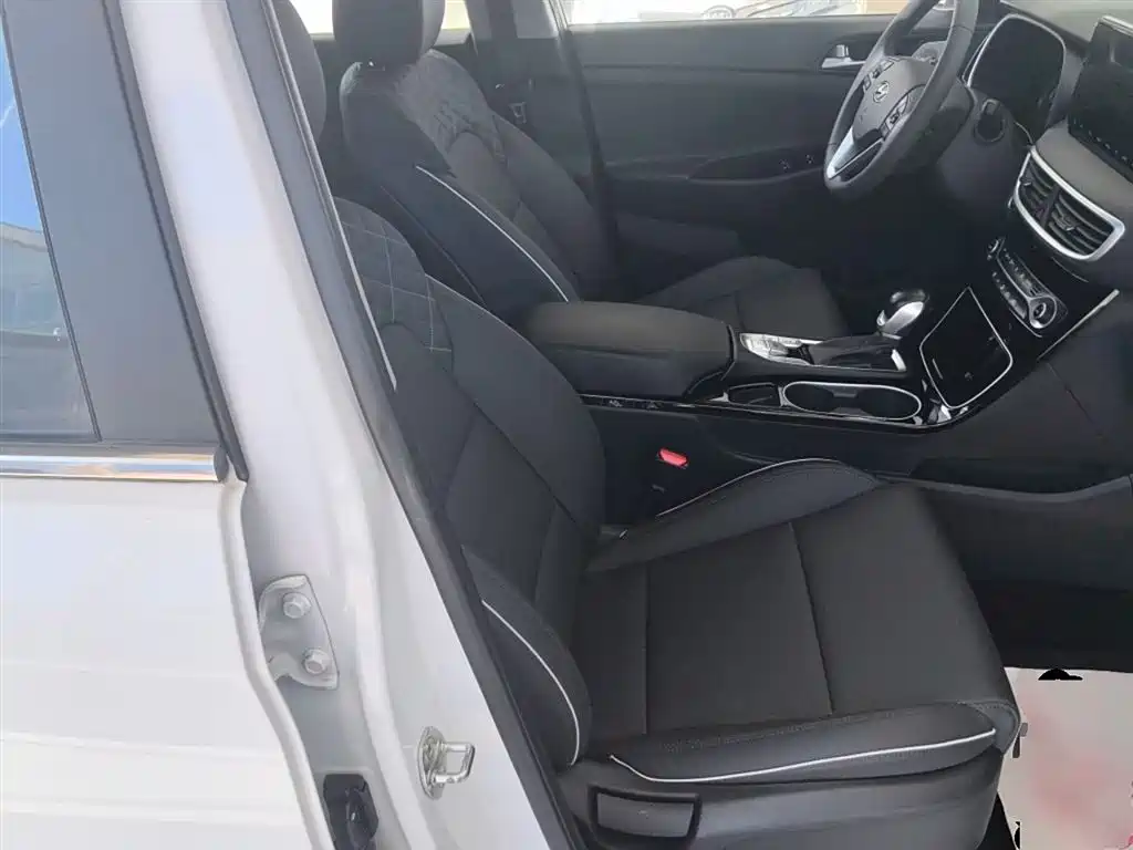 Hyundai Tucson 2020 — фото 21
