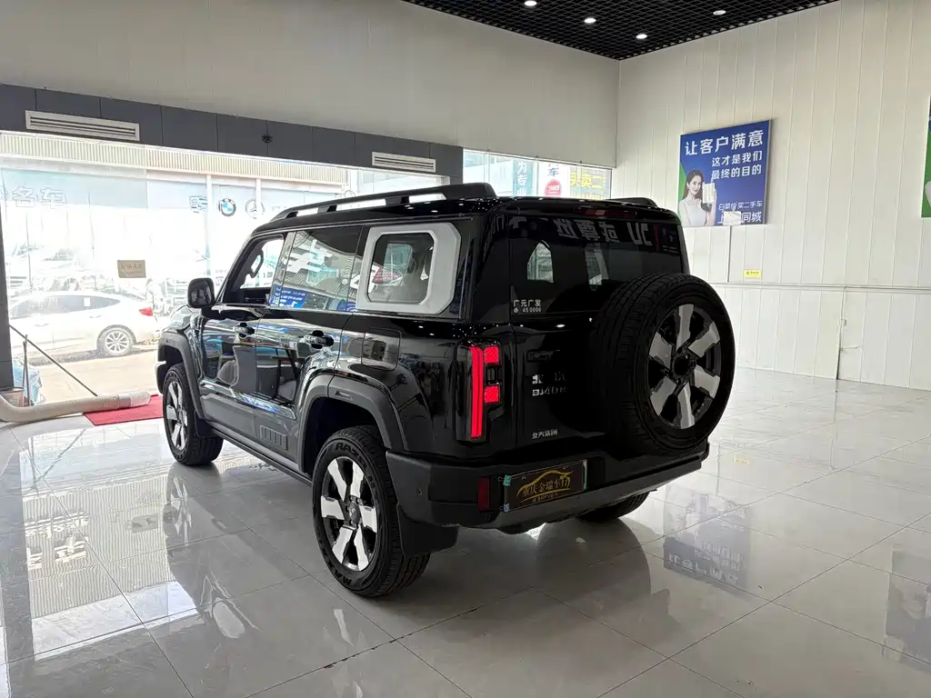 BAIC BJ40 Extended Range 2025 — фото 5