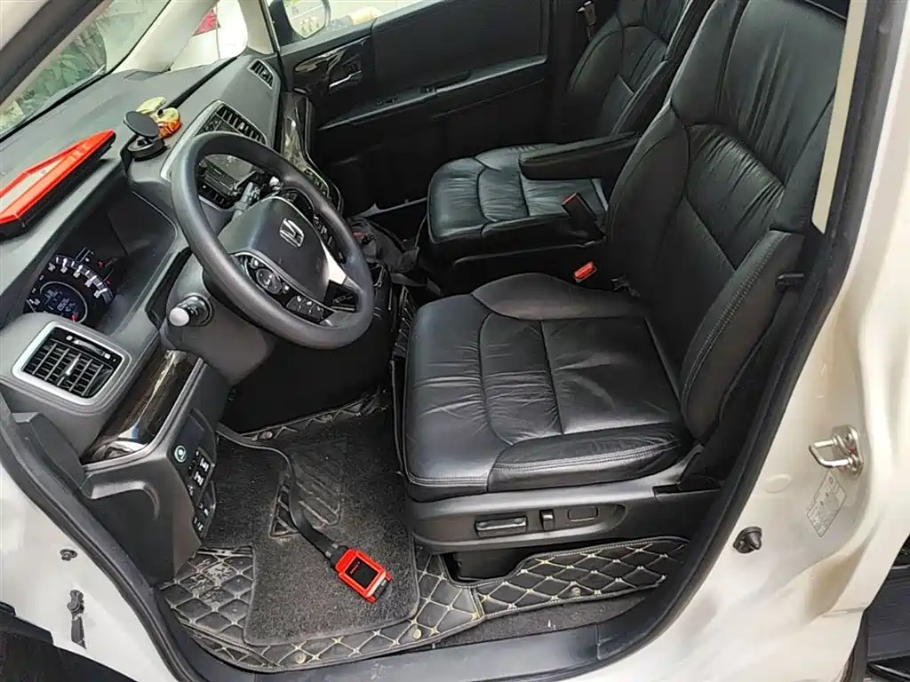Honda Odyssey 2018 — фото 15