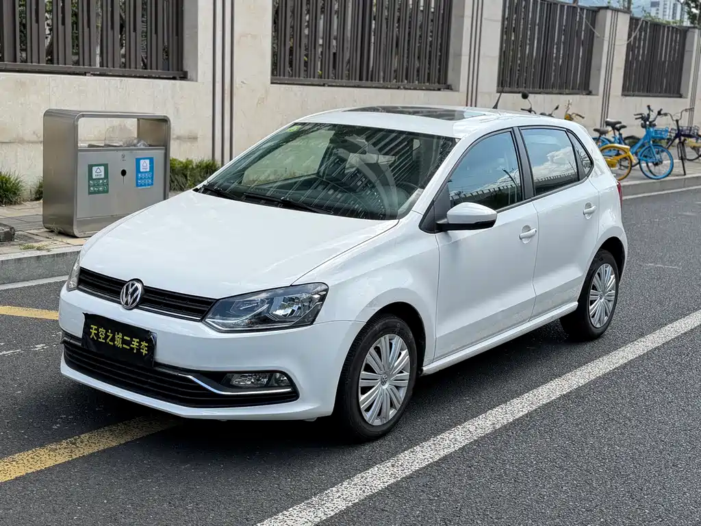 Volkswagen Polo 2016