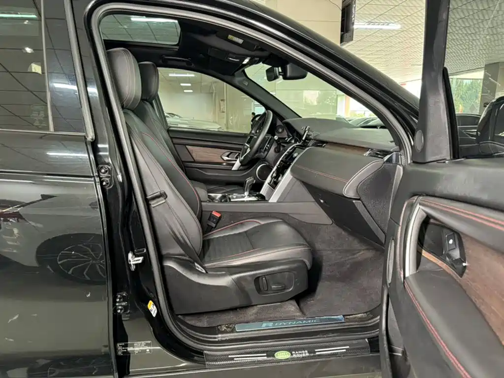 Land Rover Discovery Sport 2022 — фото 13