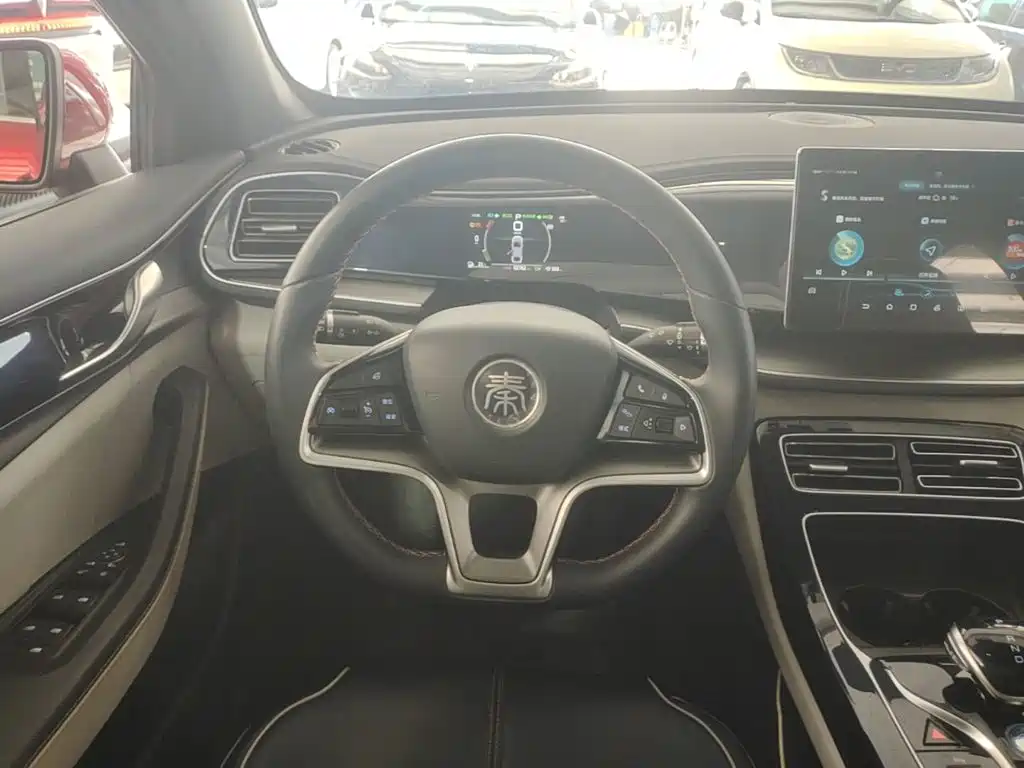 BYD Qin PLUS 2023 — фото 11