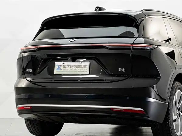 NIO ES6 2025