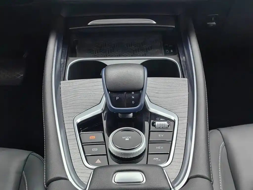 Chery Tiggo 8 PRO New Energy 2023 — фото 13