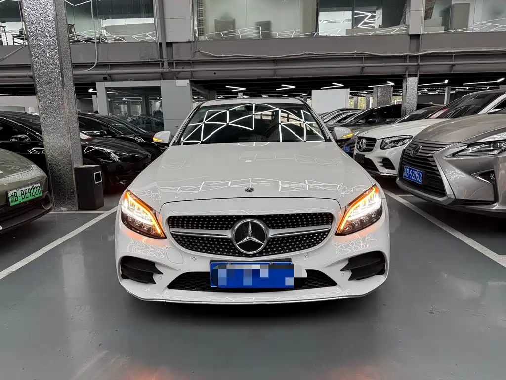 Mercedes-Benz C-Class 2019 — фото 2