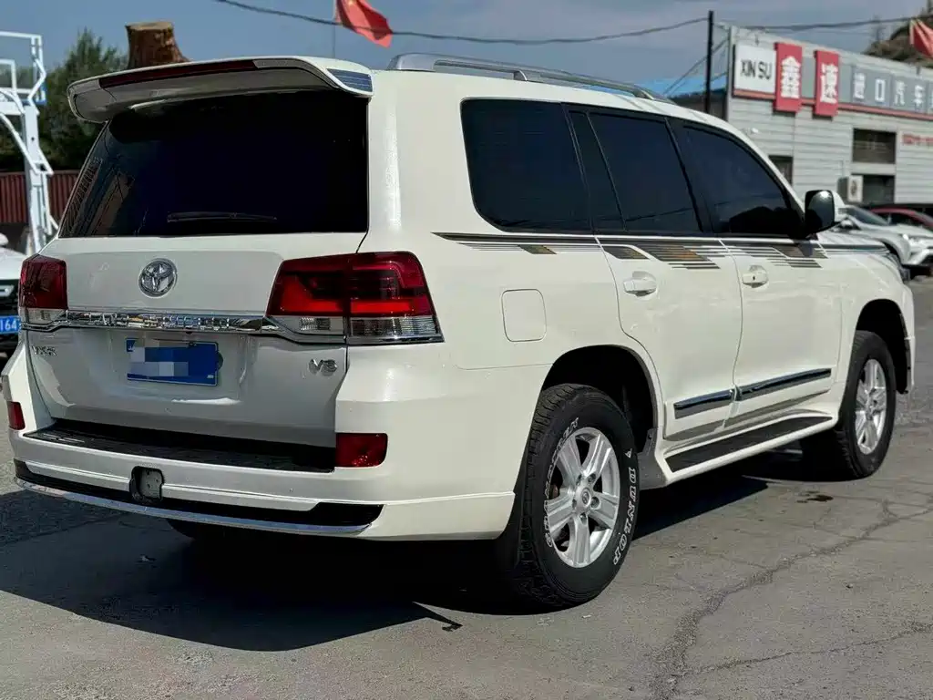 Toyota Land Cruiser 2015 — фото 9