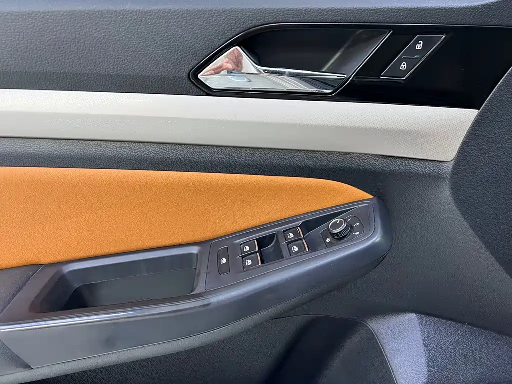 Volkswagen Bora 2023
