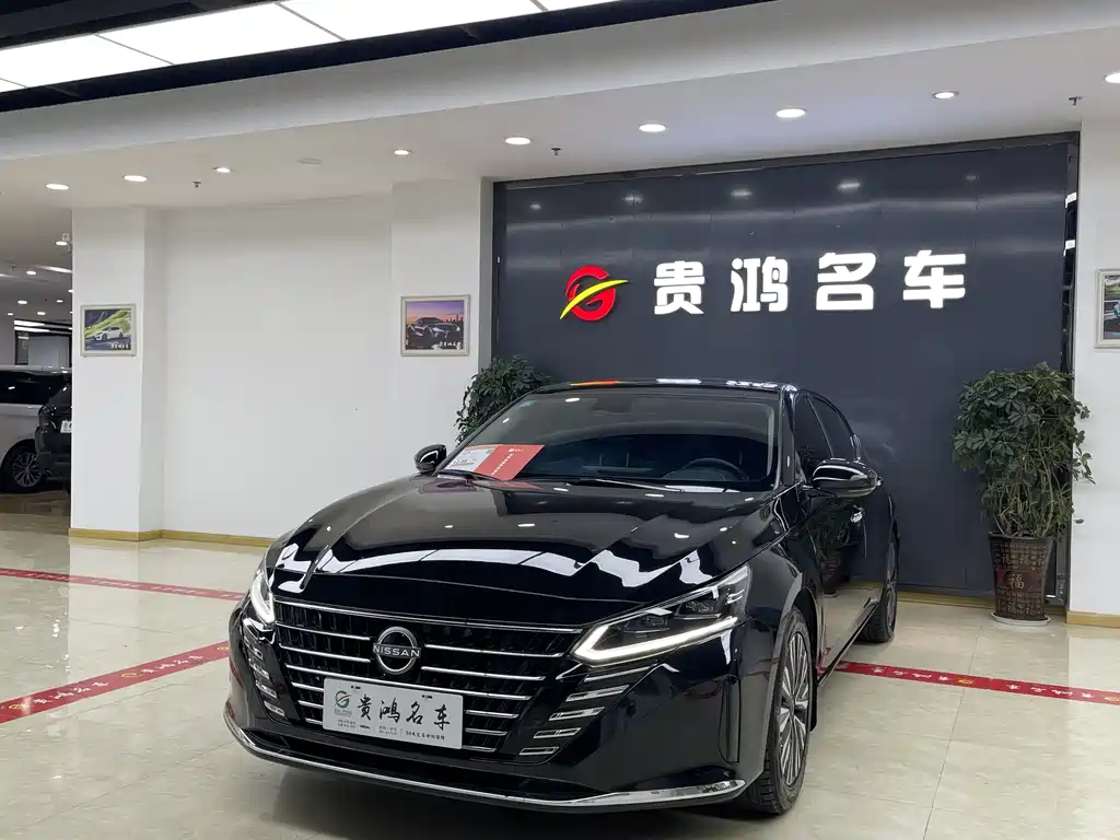 Nissan Teana 2023 — фото 1