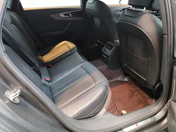 Audi A4L 2024