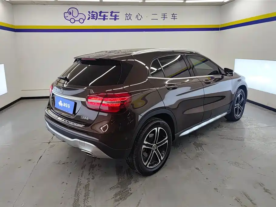 Mercedes-Benz GLA 2018 — фото 3