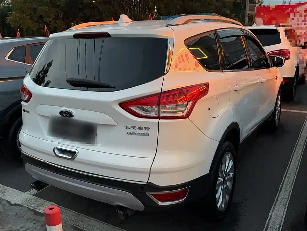 Ford Kuga 2016 — фото 5