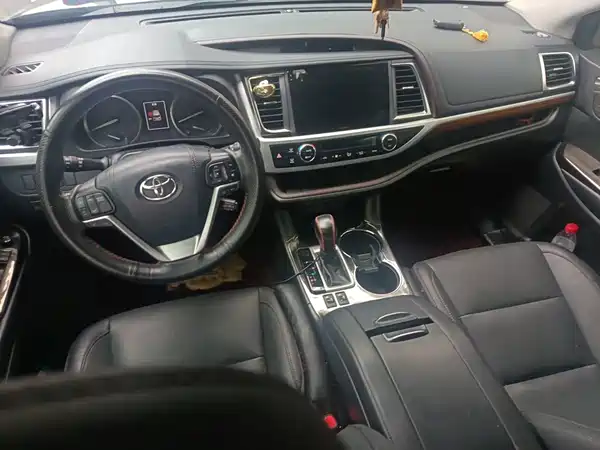Toyota Highlander 2018