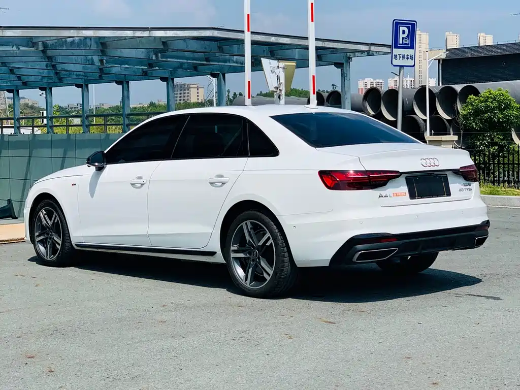 Audi A4L 2023