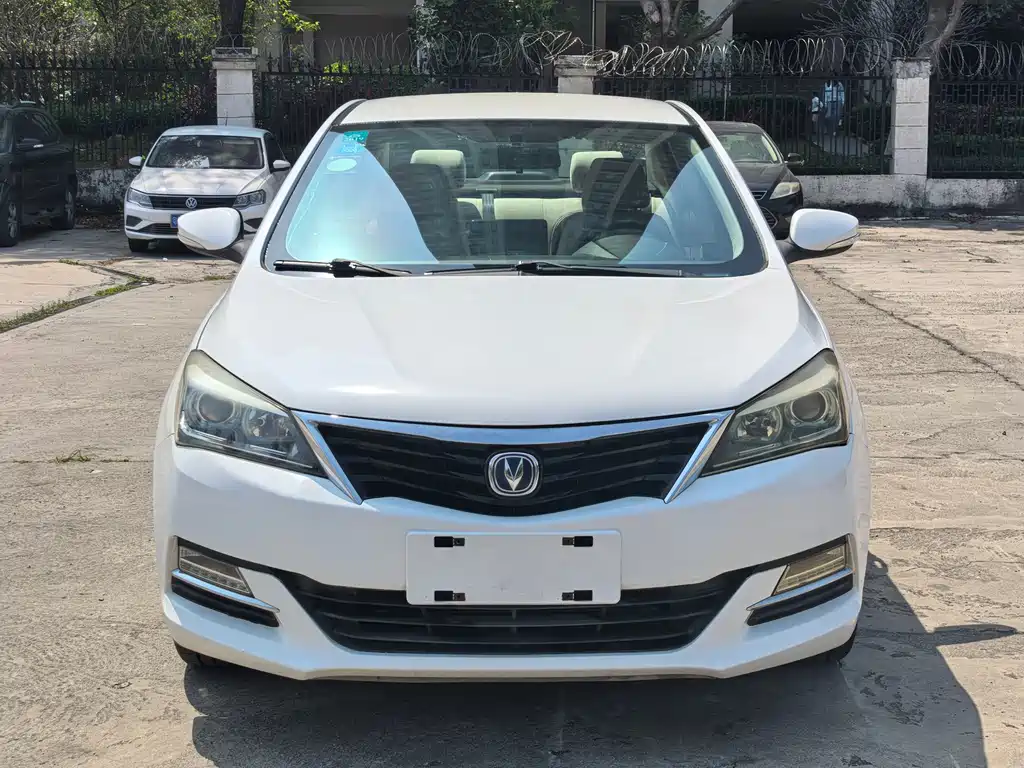 Changan V7 2017 — фото 2