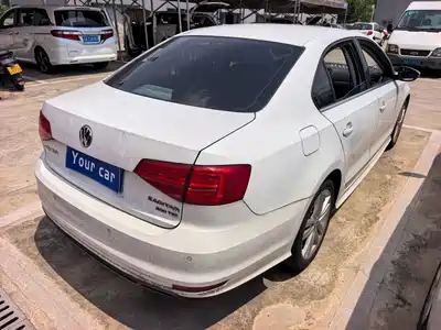 Volkswagen Sagitar 2019