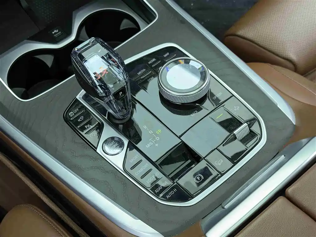 BMW X7 2021 — фото 15