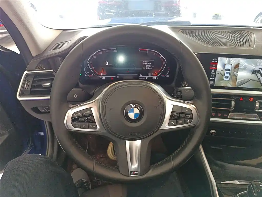 BMW 3 Series 2019 — фото 11