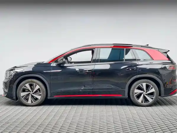 Volkswagen ID.6 2023