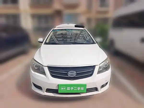 BYD L3 2014