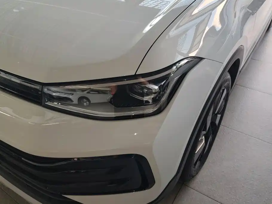 Volkswagen Tharu 2024