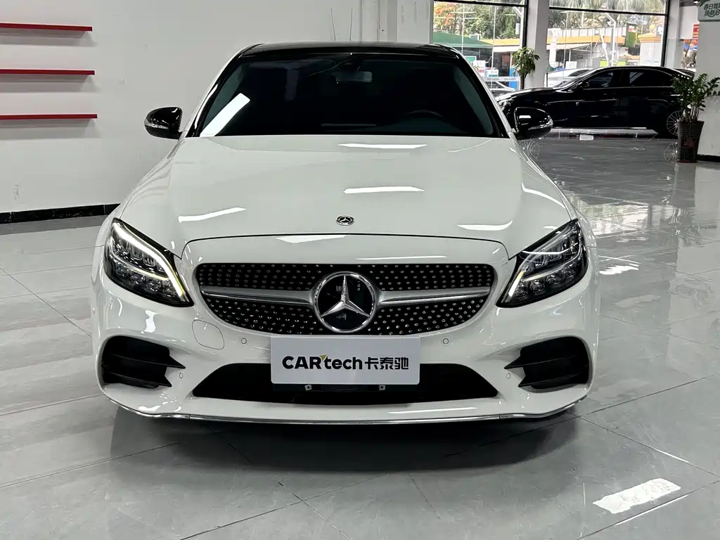 Mercedes-Benz C-Class 2019 — фото 2