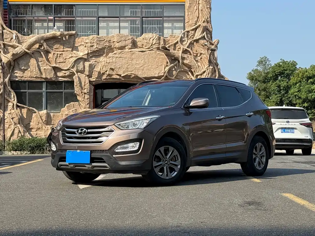 Hyundai Santa Fe 2016 — фото 1