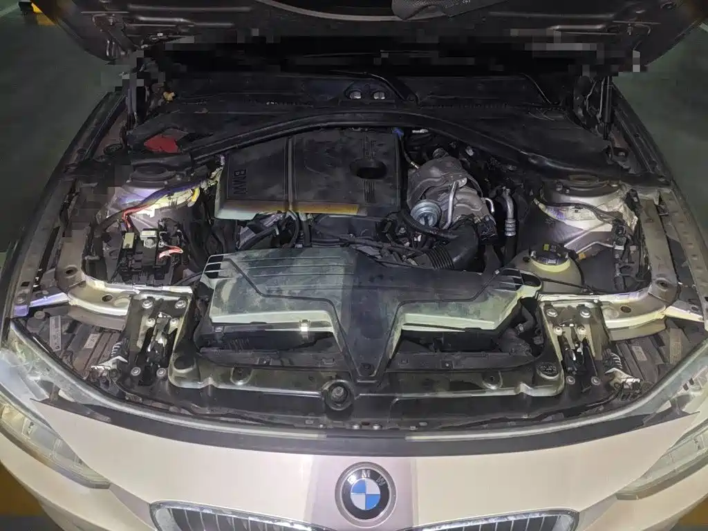 BMW 3 Series 2015 — фото 17