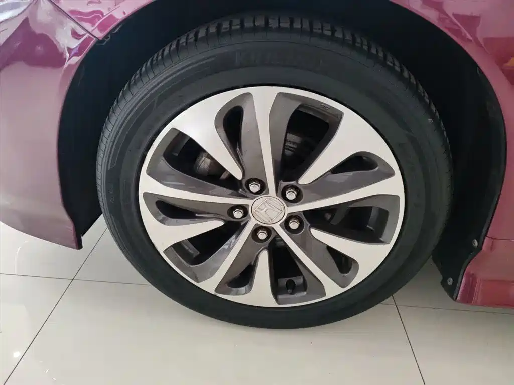 Honda Jade 2017 — фото 25