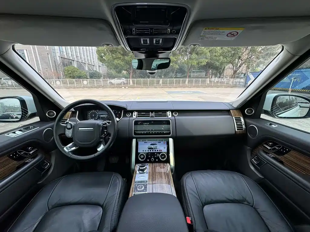 Land Rover Range Rover 2018 — фото 4