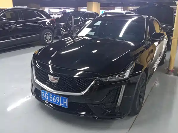 Cadillac CT5 2023