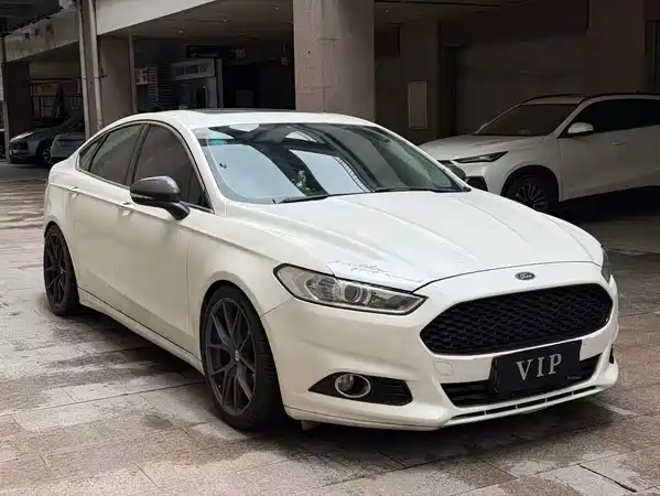 Ford Mondeo 2015