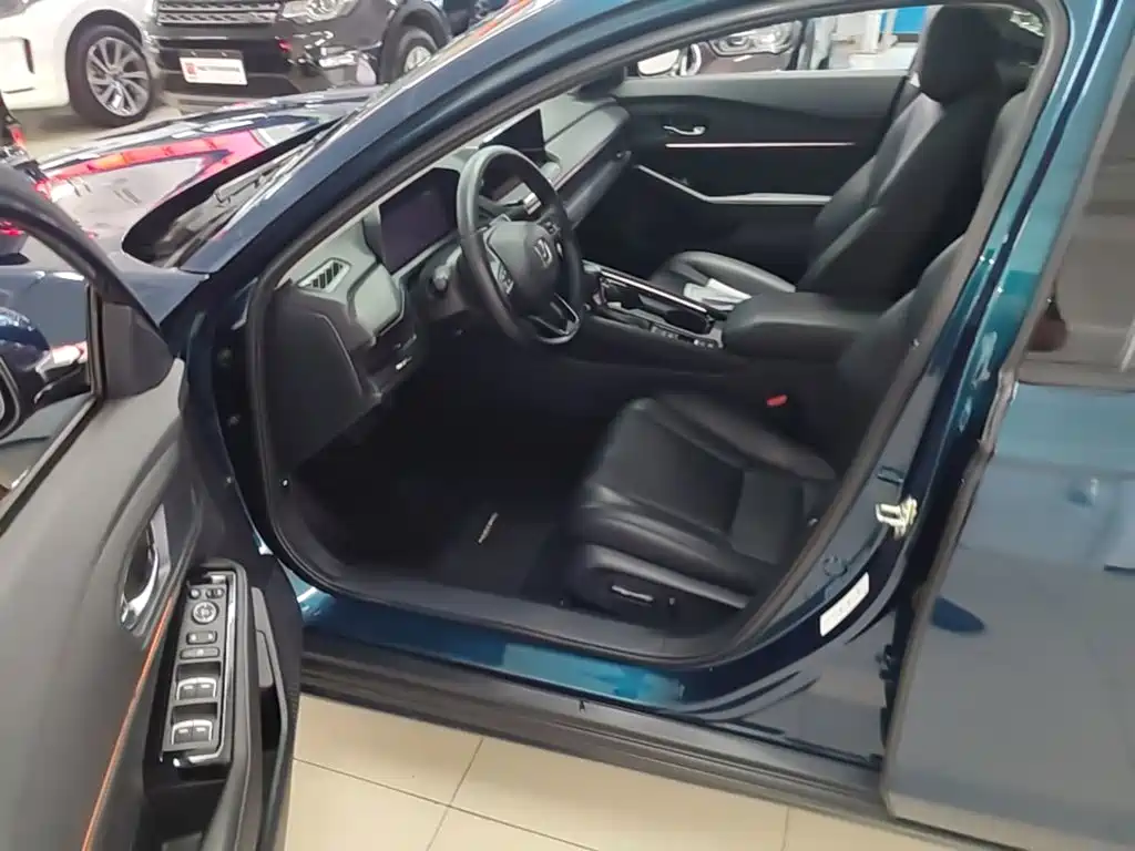 Honda Accord 2024 — фото 15