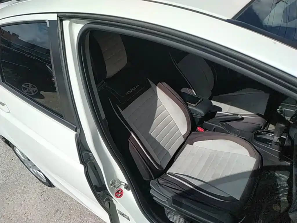 Honda Fit 2015 — фото 25