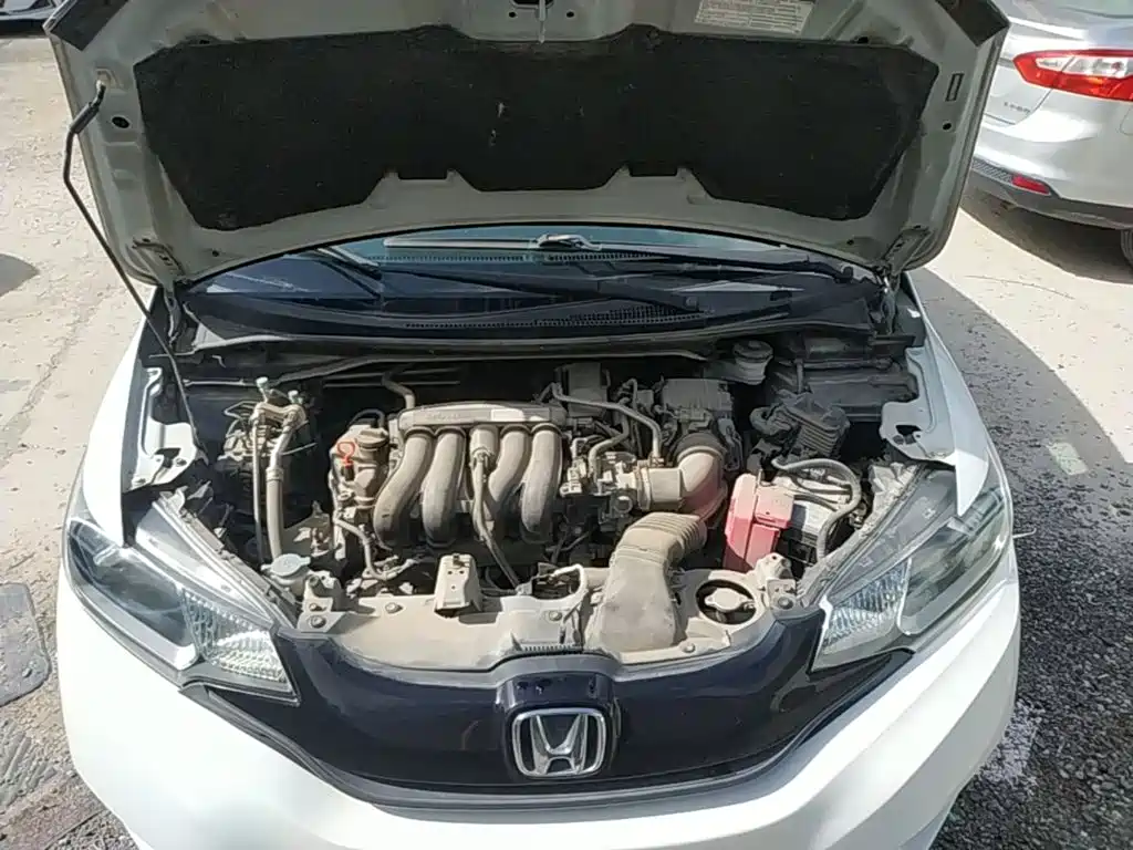 Honda Fit 2015 — фото 20