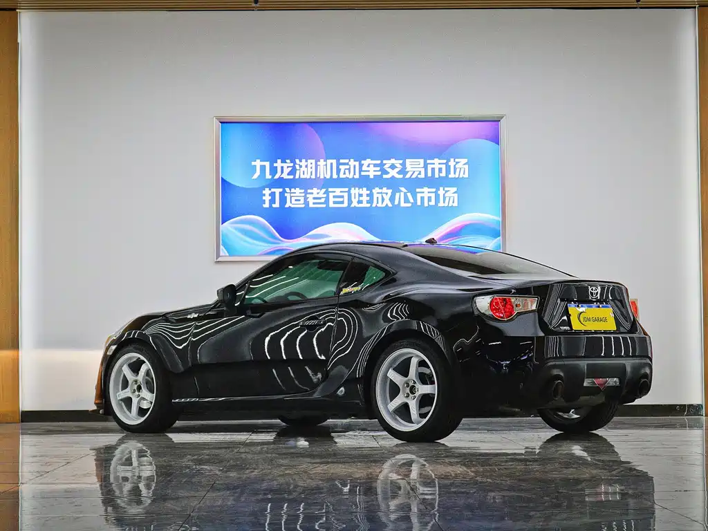 Toyota 86 2014 — фото 13