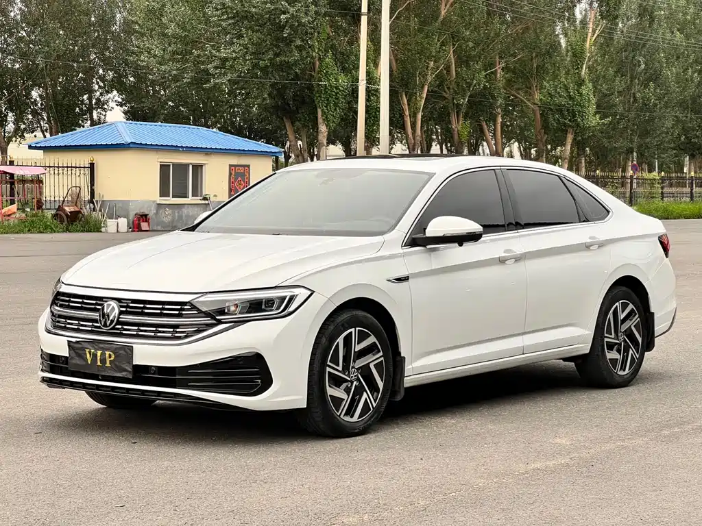 Volkswagen Sagitar 2022
