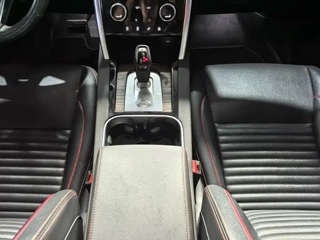 Land Rover Discovery Sport 2022 — фото 14