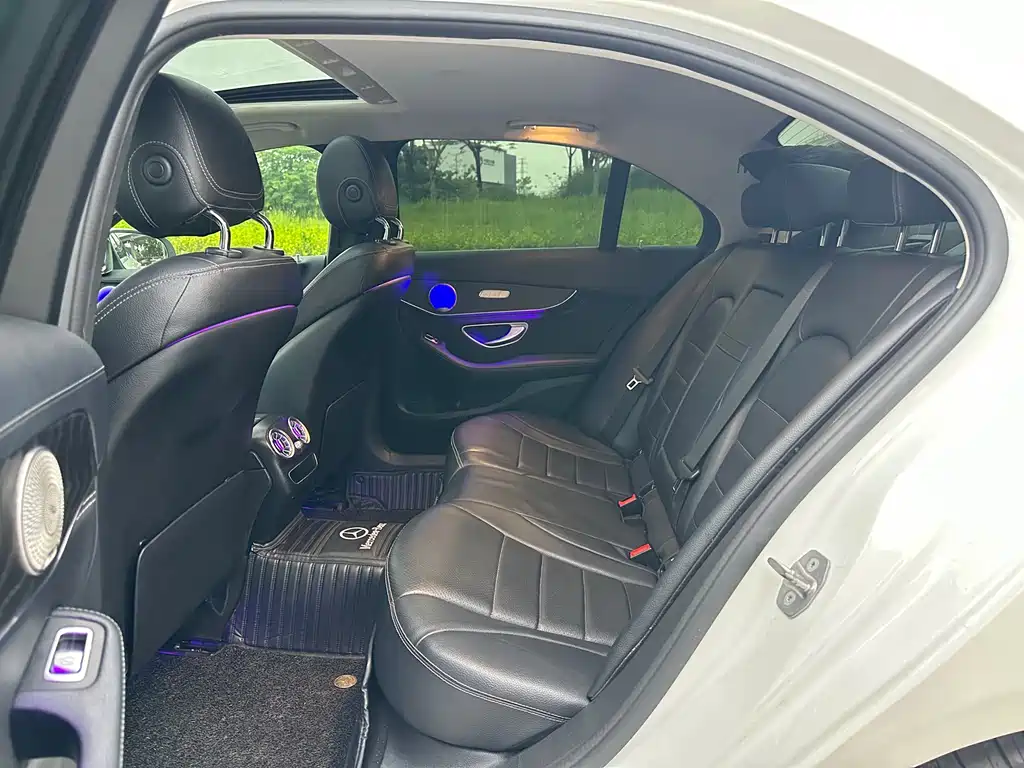 Mercedes-Benz C-Class 2019