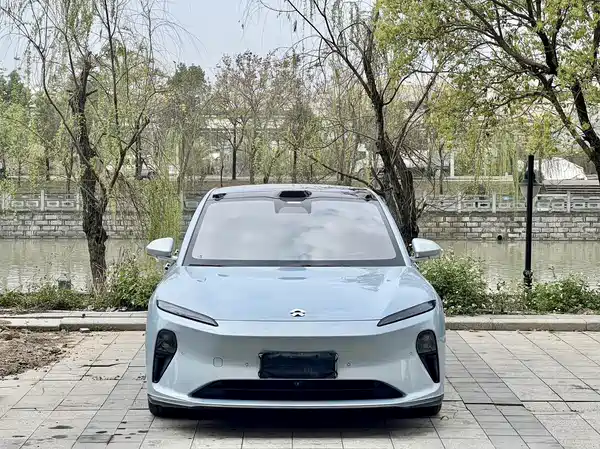 NIO ET5 2023