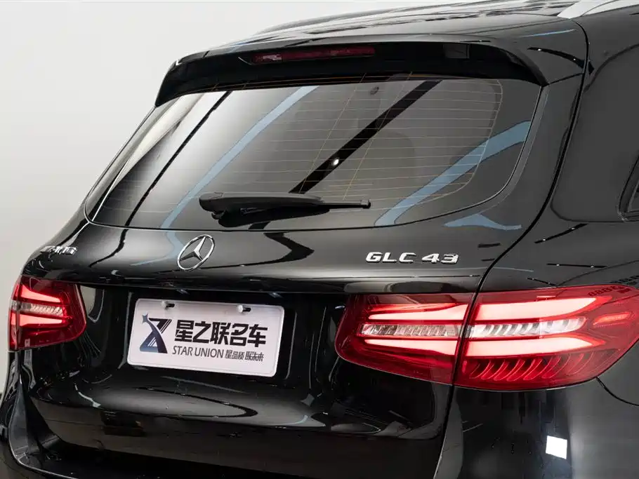 Mercedes-Benz GLC AMG 2019 — фото 9