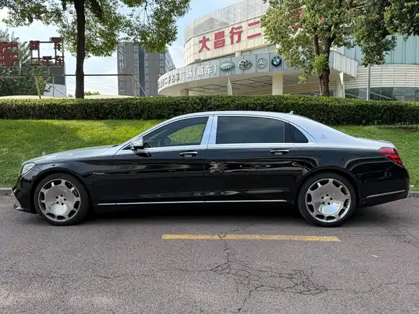 Mercedes-Benz Maybach S-Class 2018