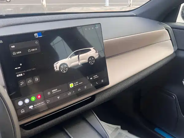 Volvo XC70 Plug-In Hybrid 2026