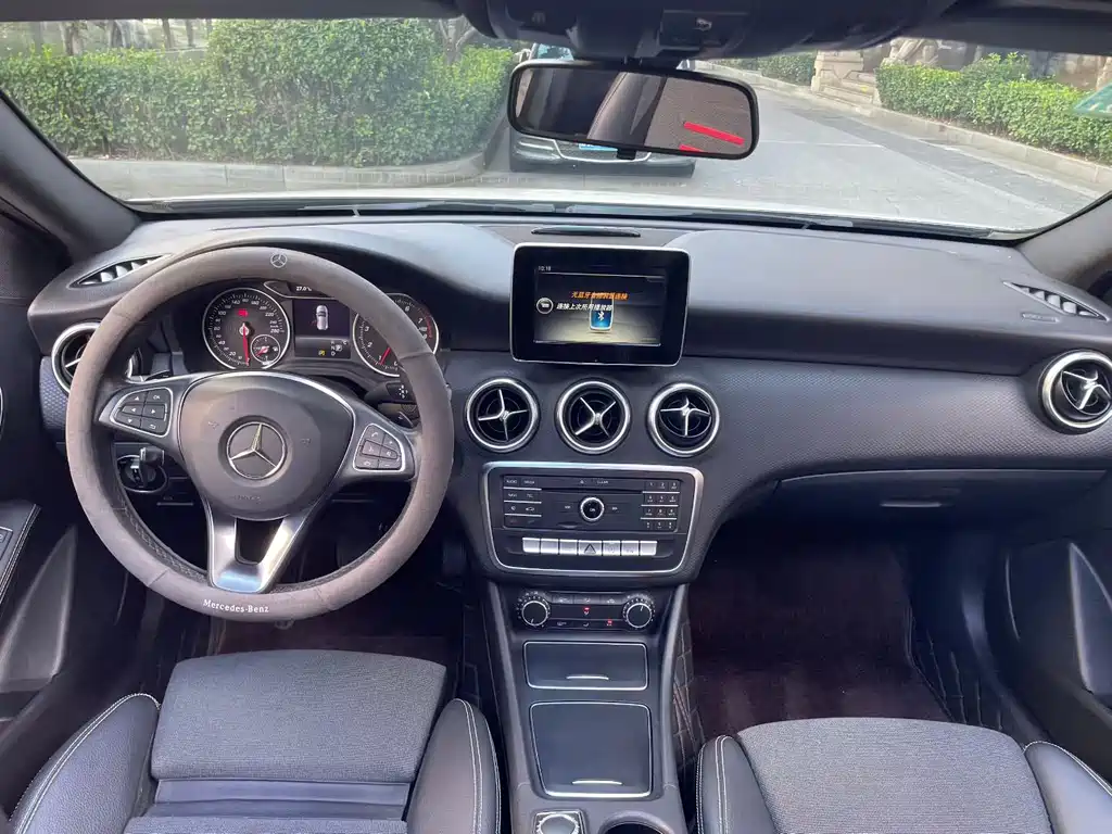 Mercedes-Benz A-Class 2017 — фото 7