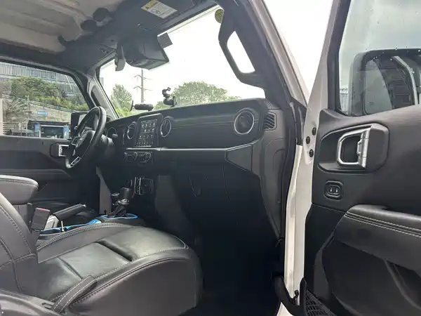 Jeep Wrangler New Energy 2023